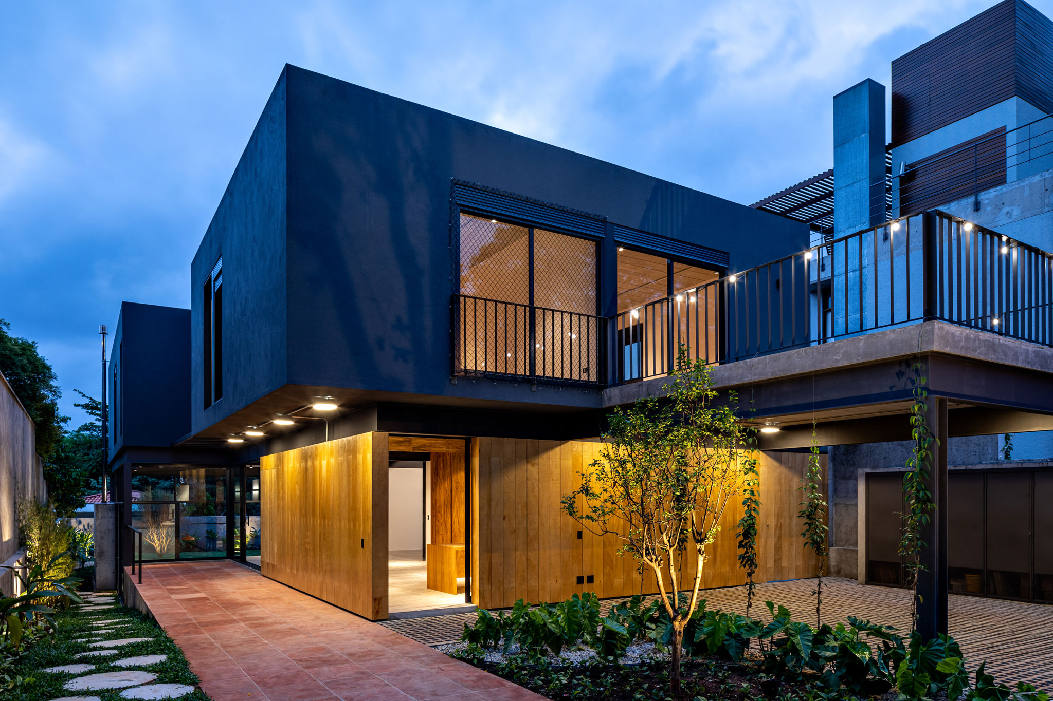 Casa com 3 quartos em Belvedere, Belo Horizonte - 260m²